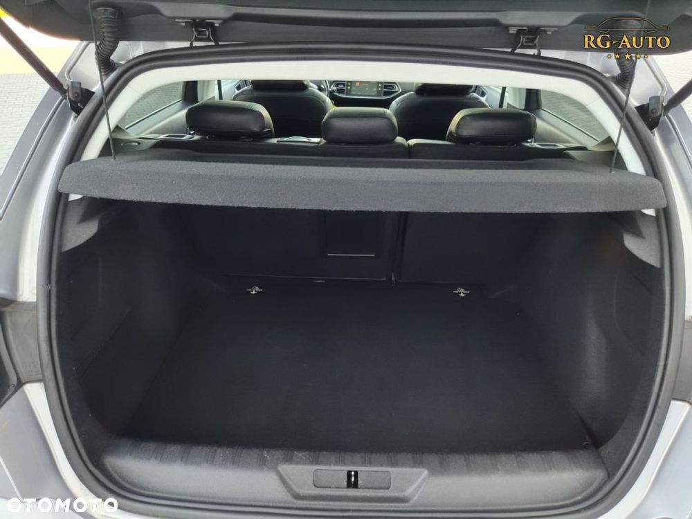 Peugeot 308 - 34