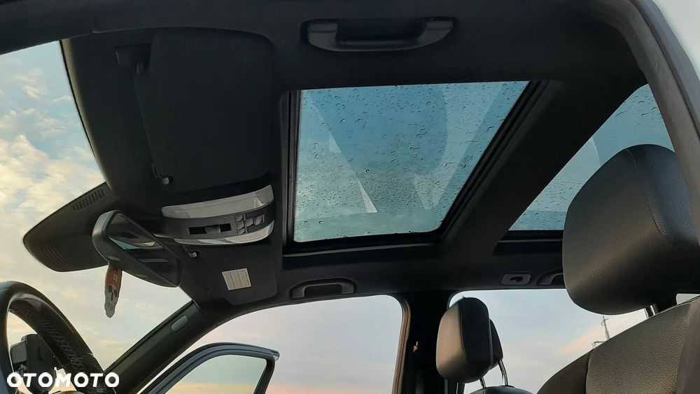 Mercedes-Benz GLK - 19