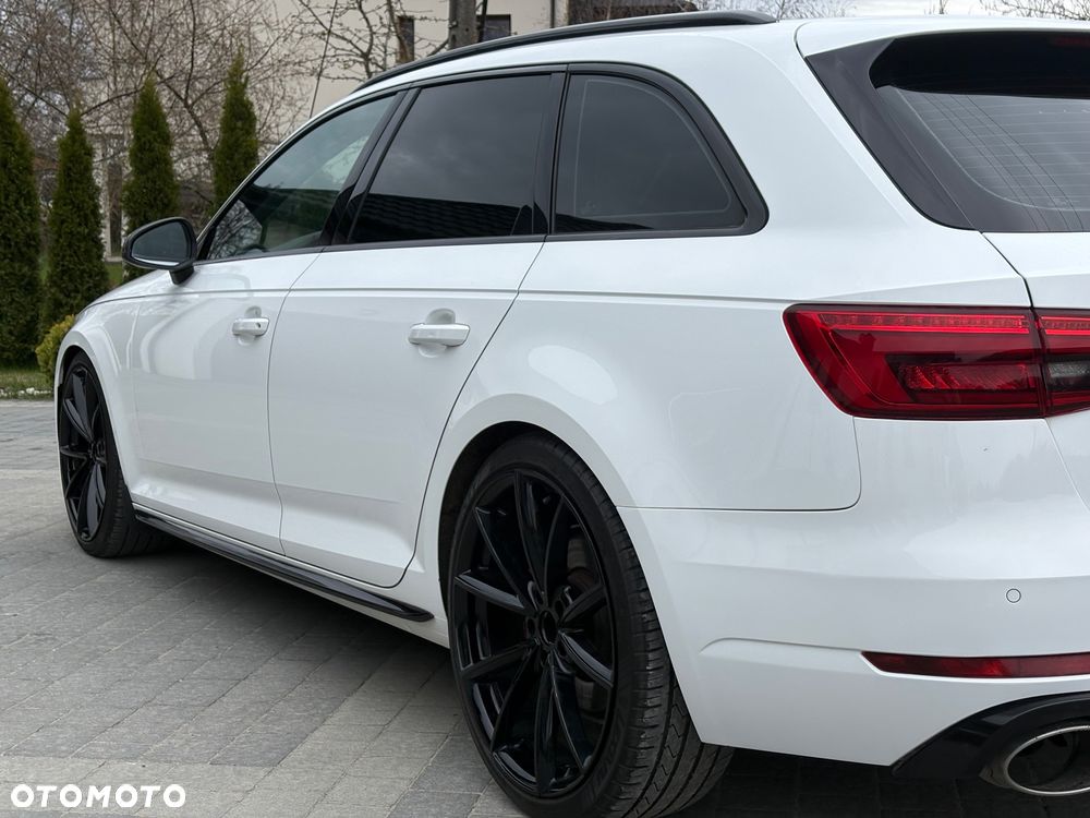 Audi A4 Avant 2.0 TDI ultra sport - 12