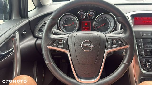 Opel Astra 1.4 T Sport EU6 - 13