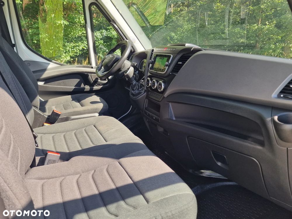 Iveco DAYLY 35S HI-MATIC LED, ANDROID AUTO ,Automat Bogato wyposażony Bezwypadkowy, 10 EP, Salon PL , ASO BURTO FIRANA,KLIMA - 11