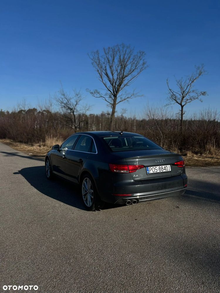 Audi A4 Limousine - 13