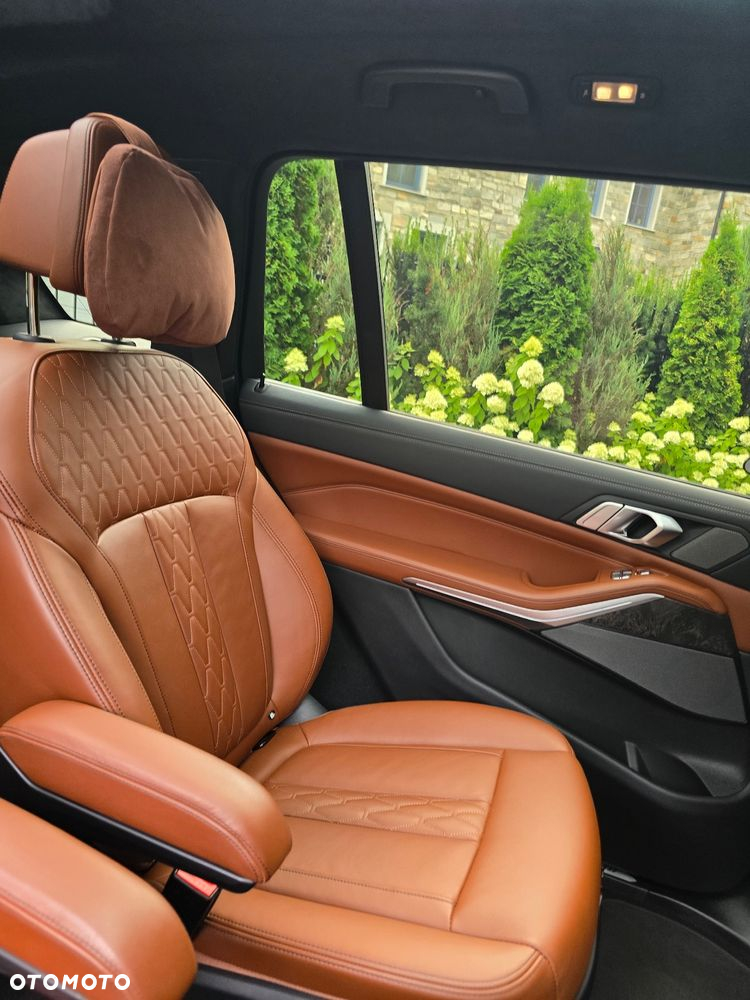 BMW X7 - 8