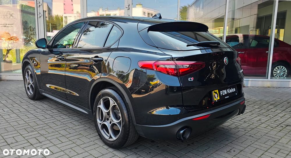 Alfa Romeo Stelvio 2.0 Turbo Sprint Q4 - 6