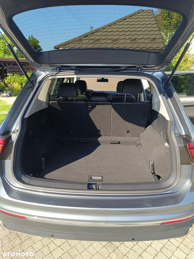 Volkswagen Tiguan Allspace - 19