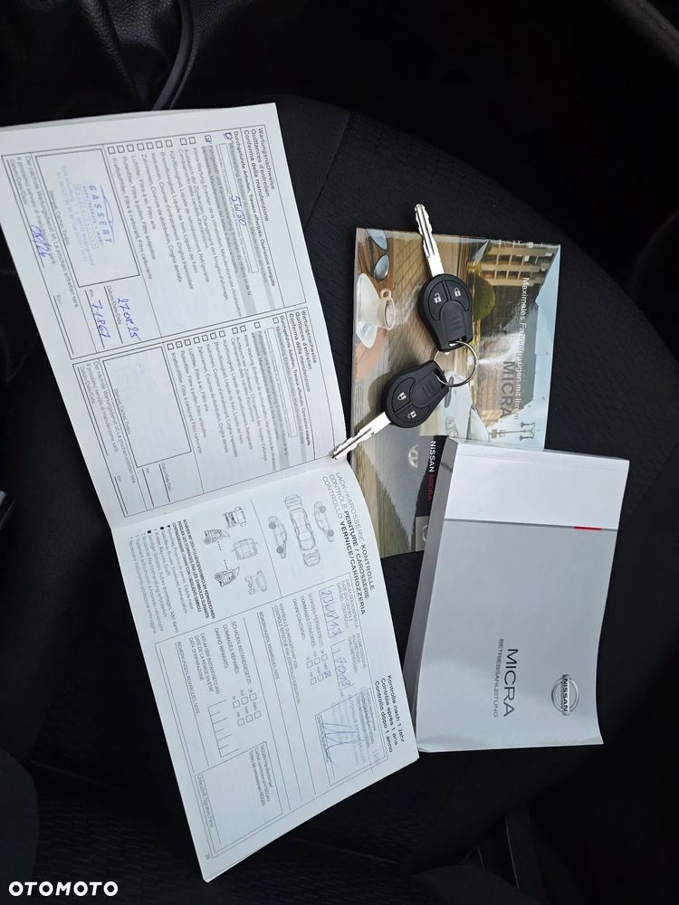 Nissan Micra 1.2 Bild der Frau - 23