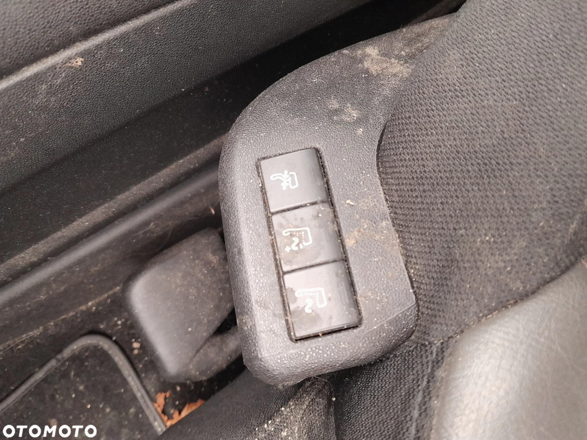 CITROEN C4 GRAND PICASSO II FOTELE KANAPA KOMPLET 7 OSOBOWE ELEKTRYCZNE WERSJA ANGIELSKA - 7