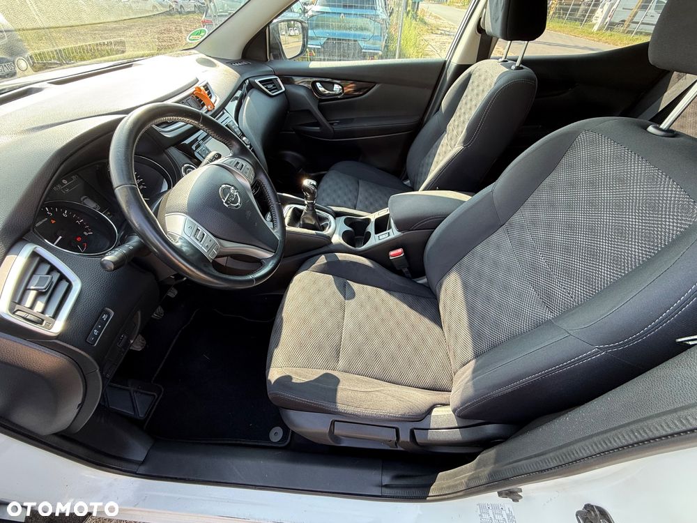 Nissan Qashqai 1.6 DIG-T Tekna - 12