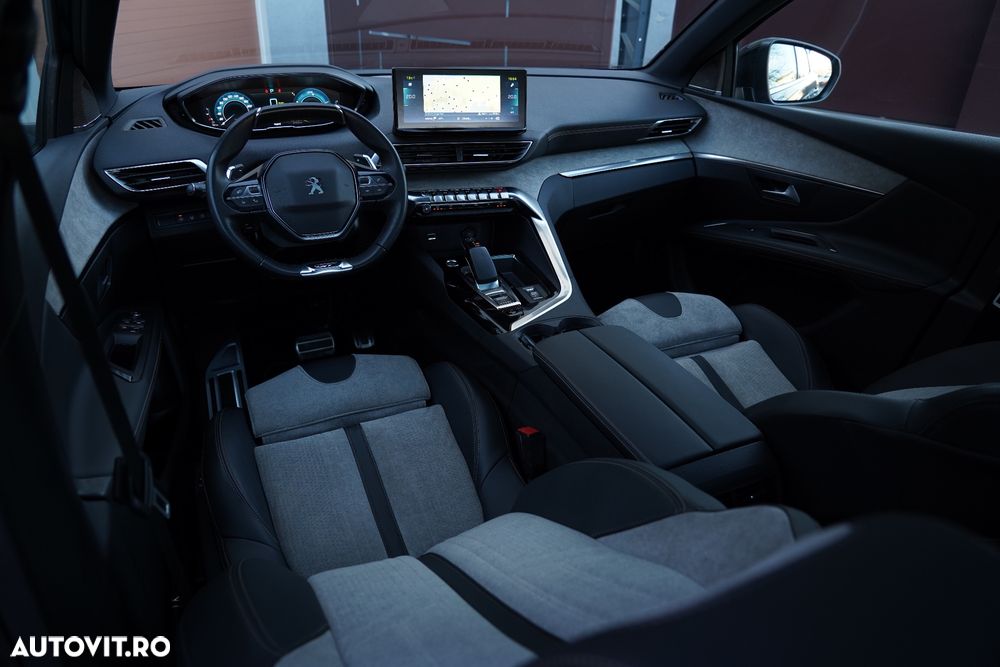 Peugeot 3008 PHEV EAT8 4X4 GT Pack - 17