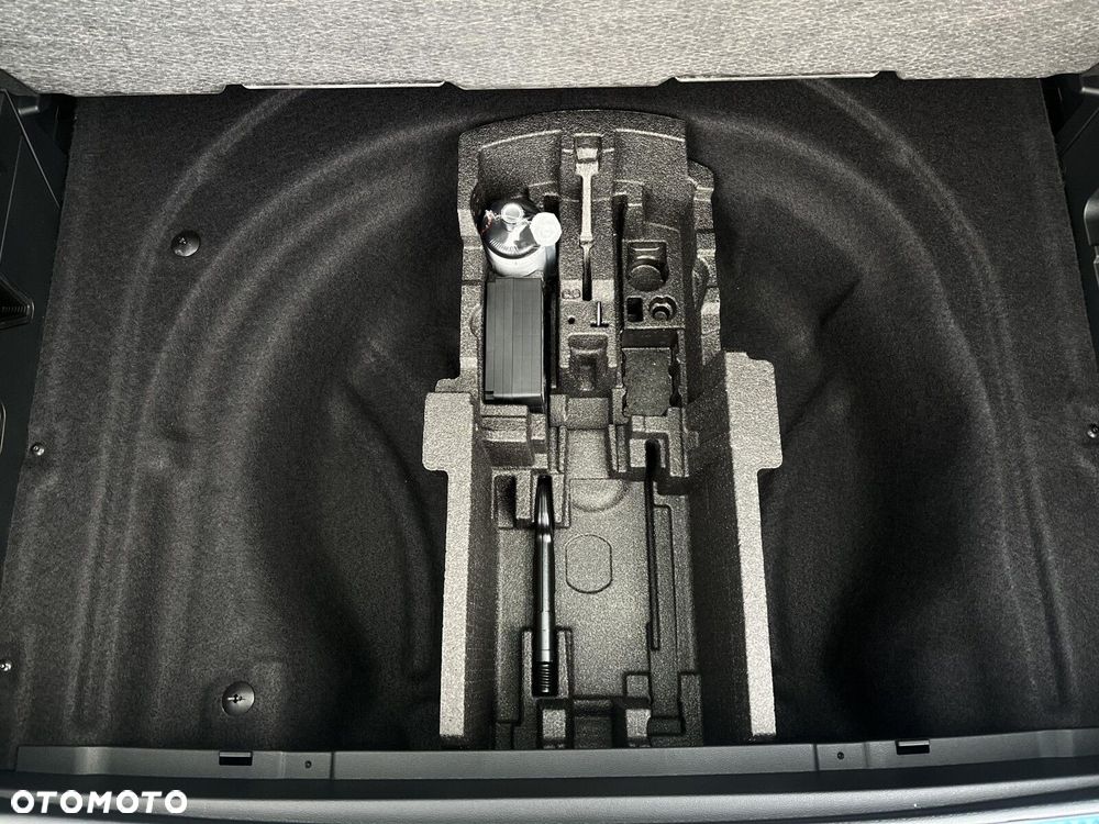 Volkswagen Passat - 26