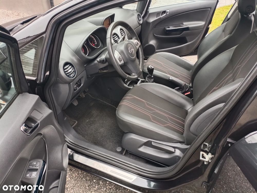 Opel Corsa 1.4 16V 150 Jahre - 6