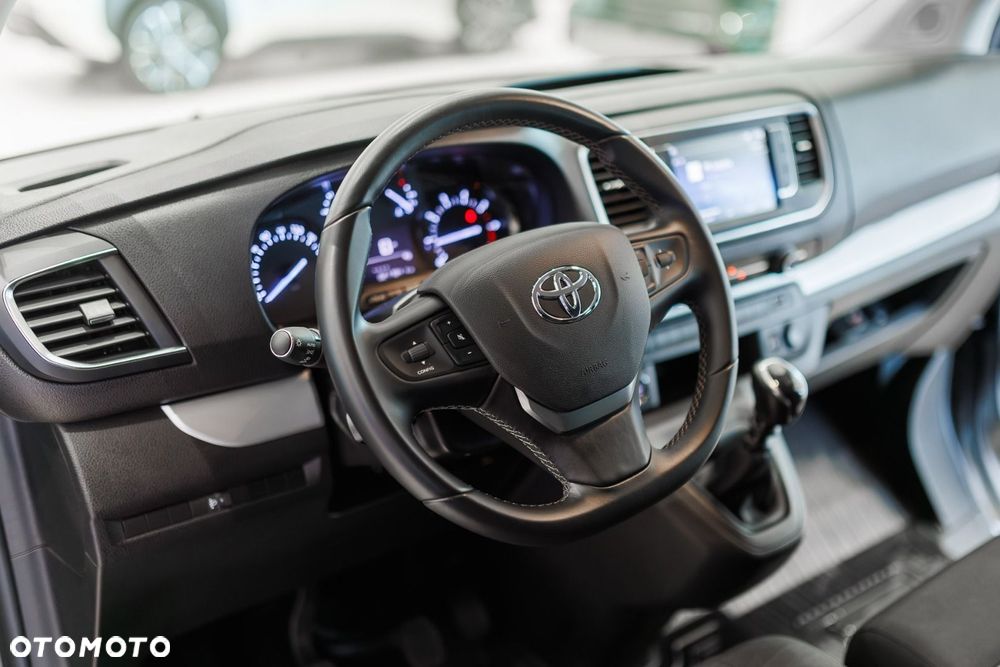 Toyota Proace Verso - 14