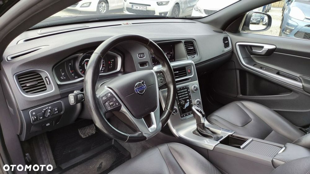 Volvo V60 - 30
