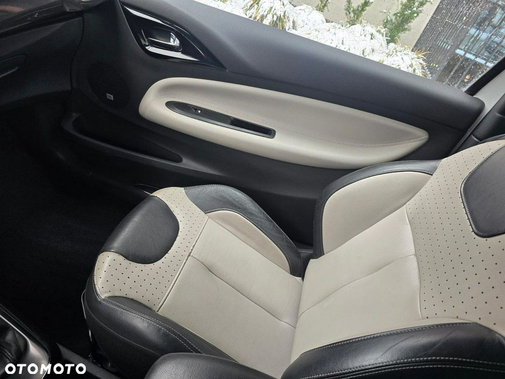 Citroën DS3 1.6 THP SportChic - 27