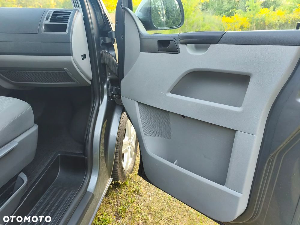 Volkswagen Transporter - 21