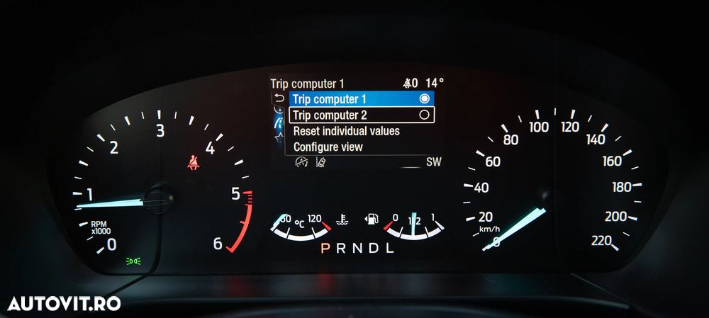 Ford Kuga - 17