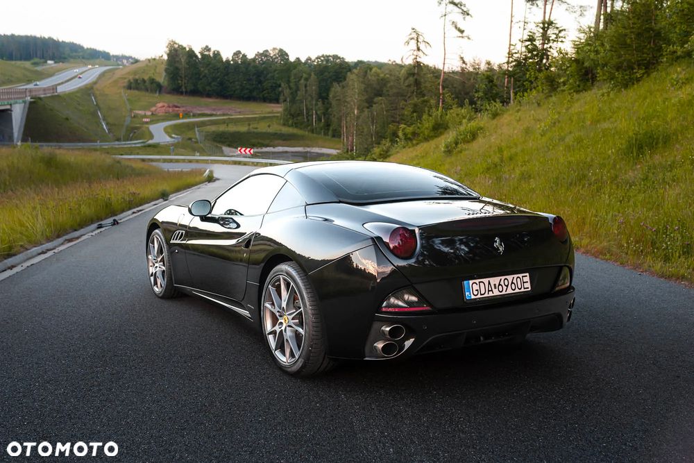 Ferrari California F1 DCT - 3
