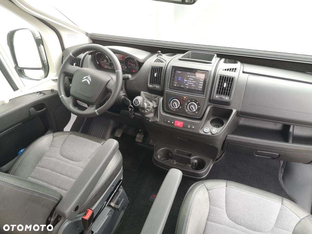 Adria Twin 640 SL Axess - 15