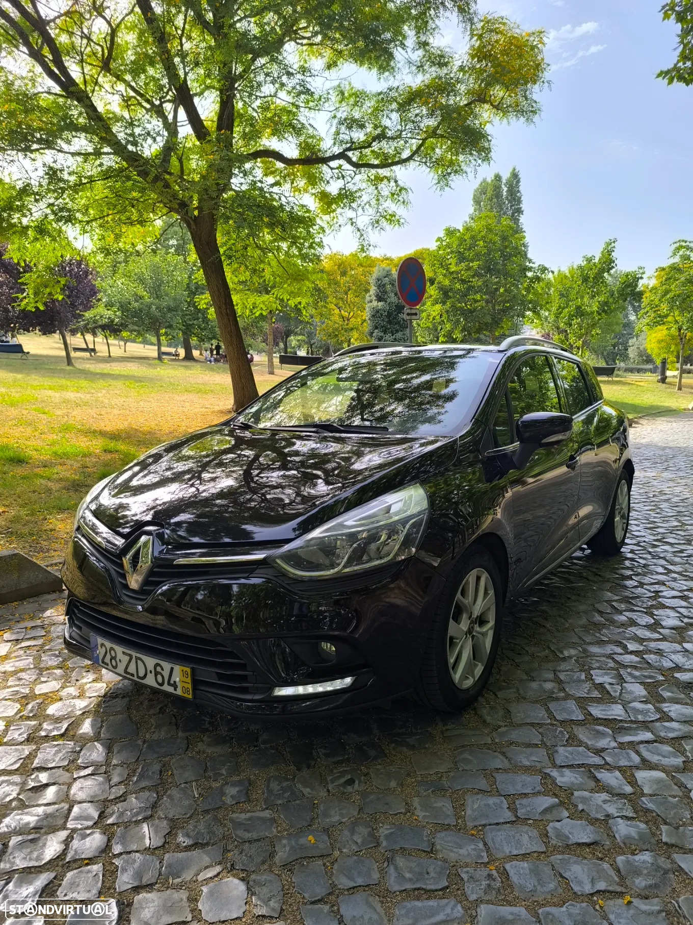 Renault Clio Sport Tourer 1.5 dCi Limited EDC - 9