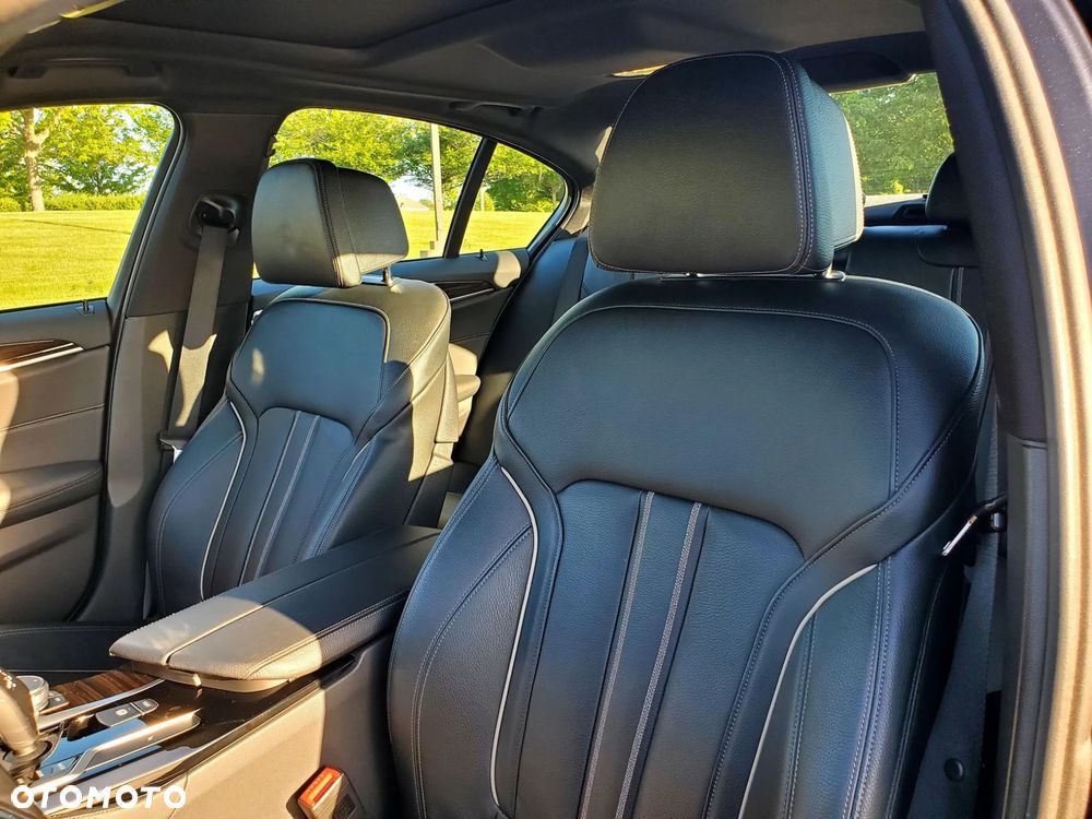 BMW Seria 5 540i xDrive M Sport Edition - 19