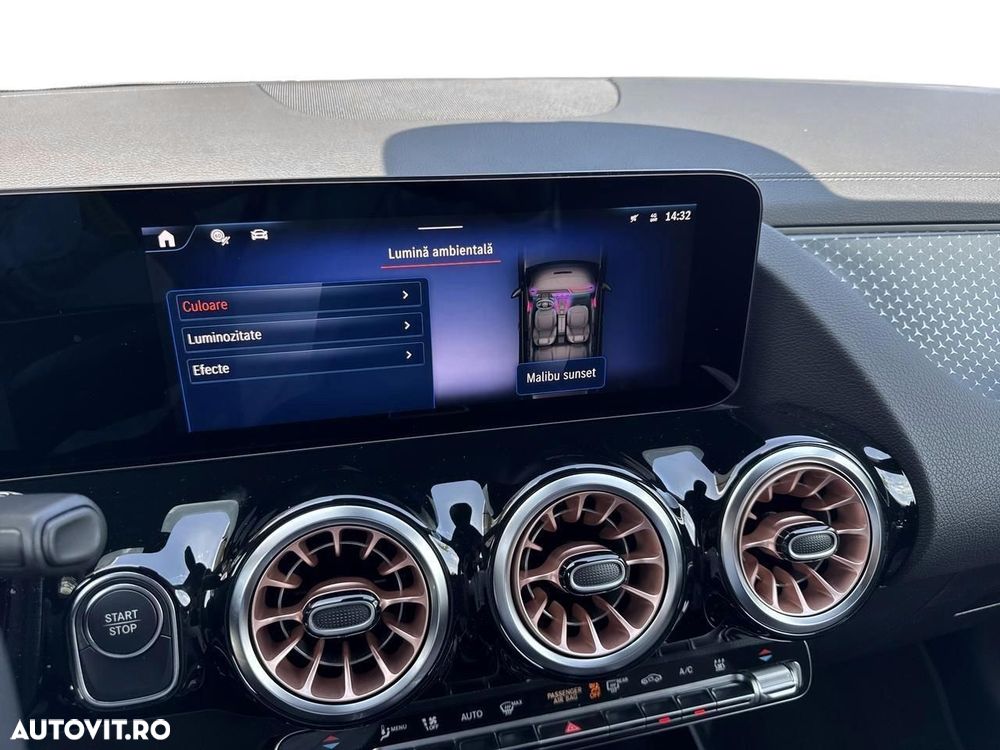 Mercedes-Benz EQA 250+ - 18