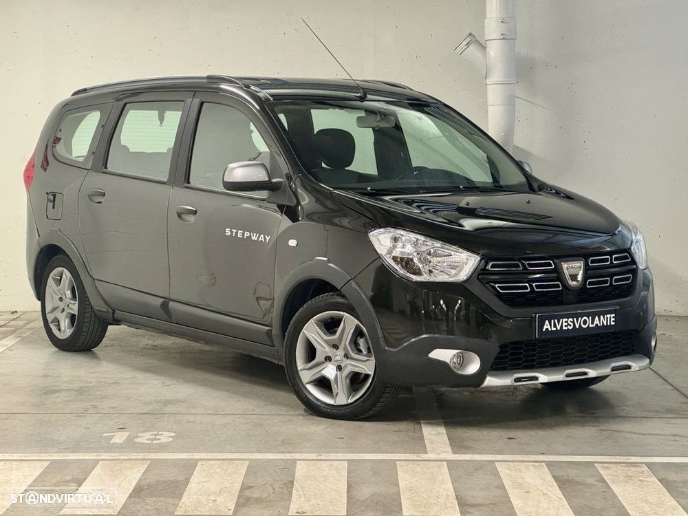 Dacia Lodgy 1.5 Blue dCi Stepway 7L - 3