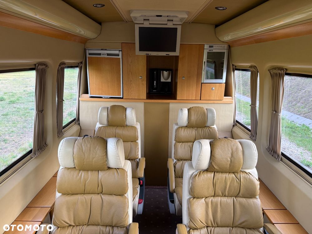 Mercedes-Benz Sprinter - 27