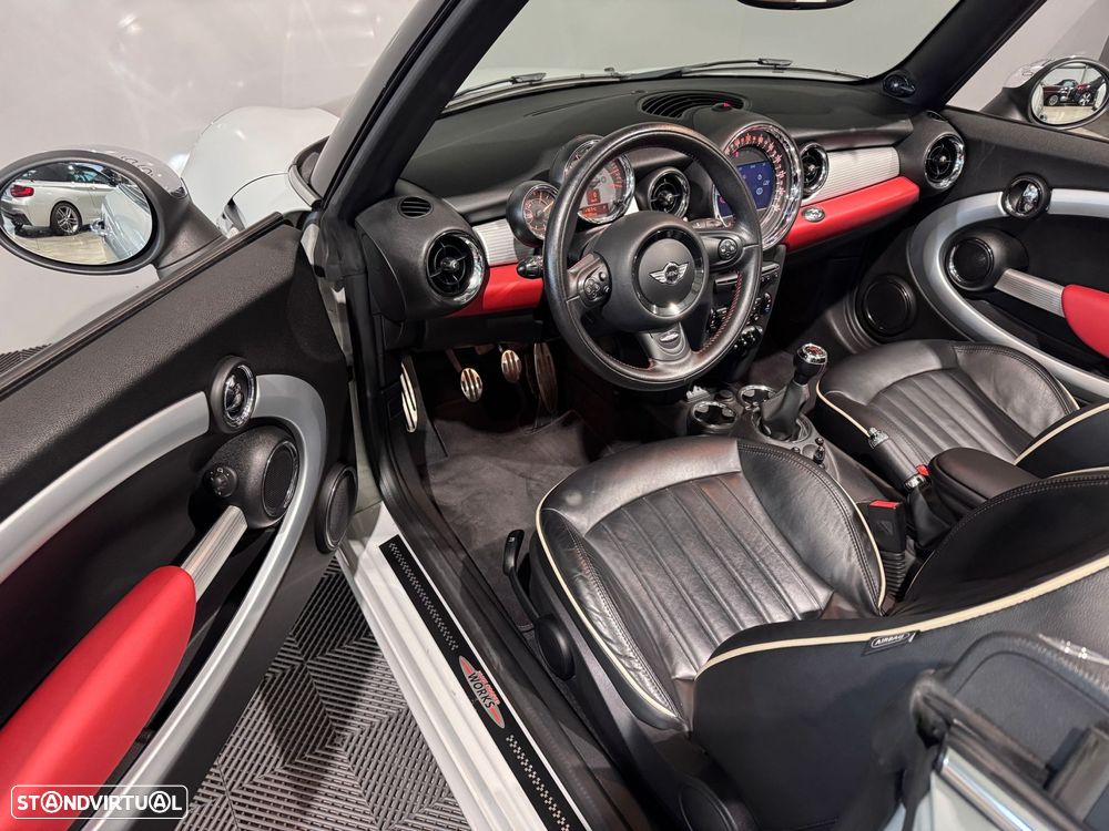 MINI 3 Portas John Cooper Works 153g - 16