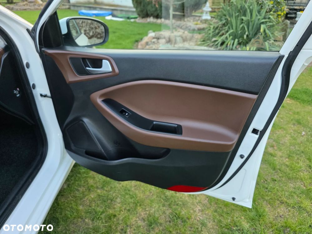 Hyundai i20 1.1 CRDi Classic + - 20