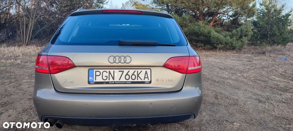 Audi A4 Avant - 5