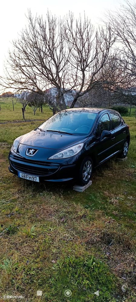Peugeot 207 1.4 16V Open - 2
