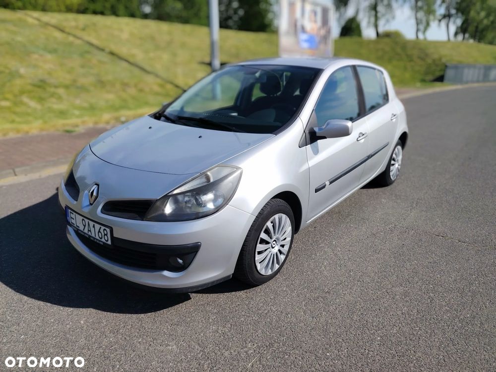 Renault Clio 1.2 16V Exception - 1