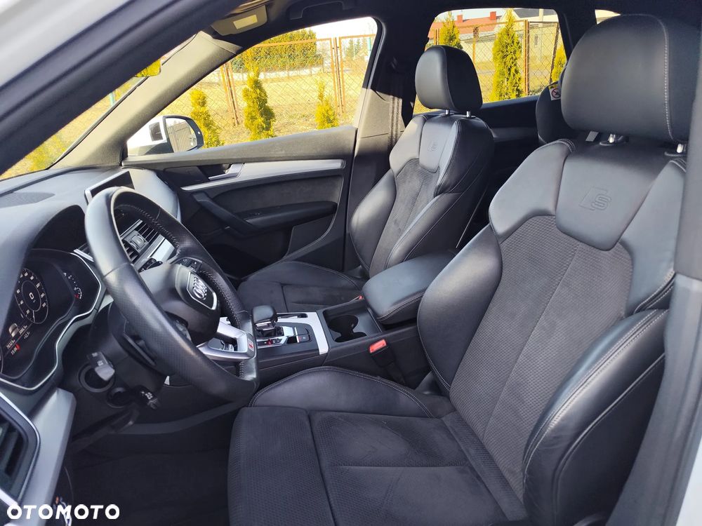 Audi Q5 55 TFSIe quattro S tronic S line business - 26