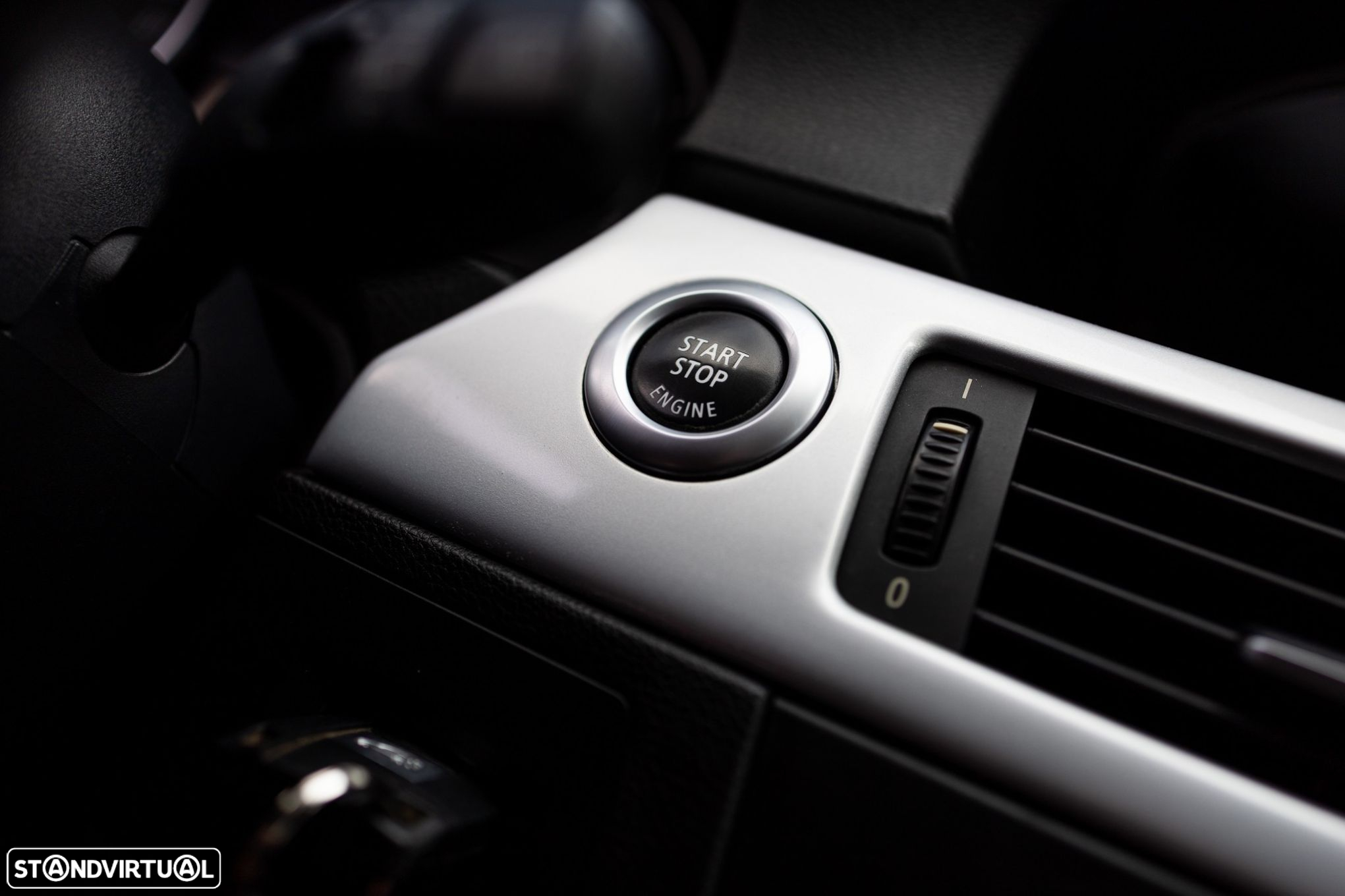 BMW 318 d Touring Navigation Sport - 28