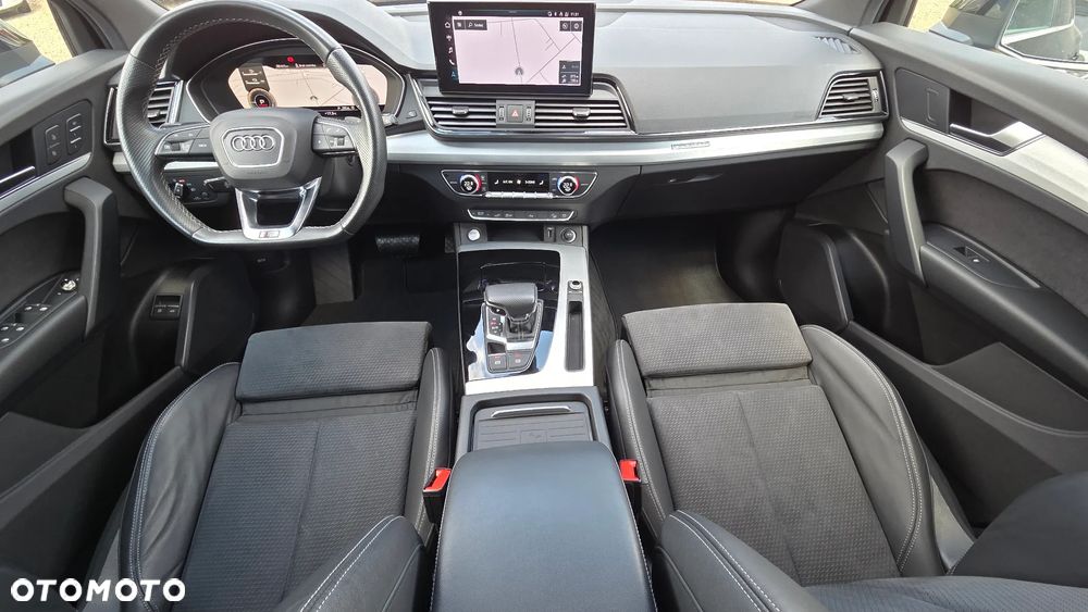 Audi Q5 55 TFSIe quattro S tronic S line - 23