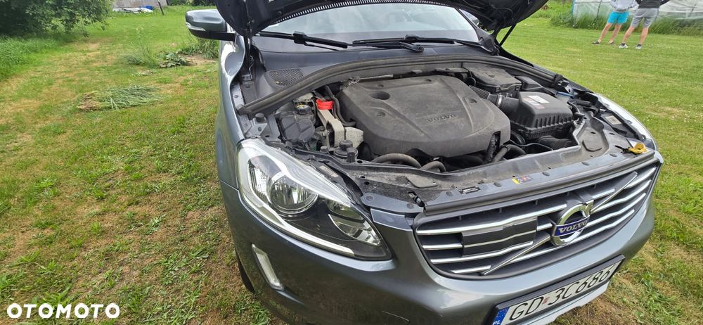 Volvo XC 60 D4 R-Design - 31