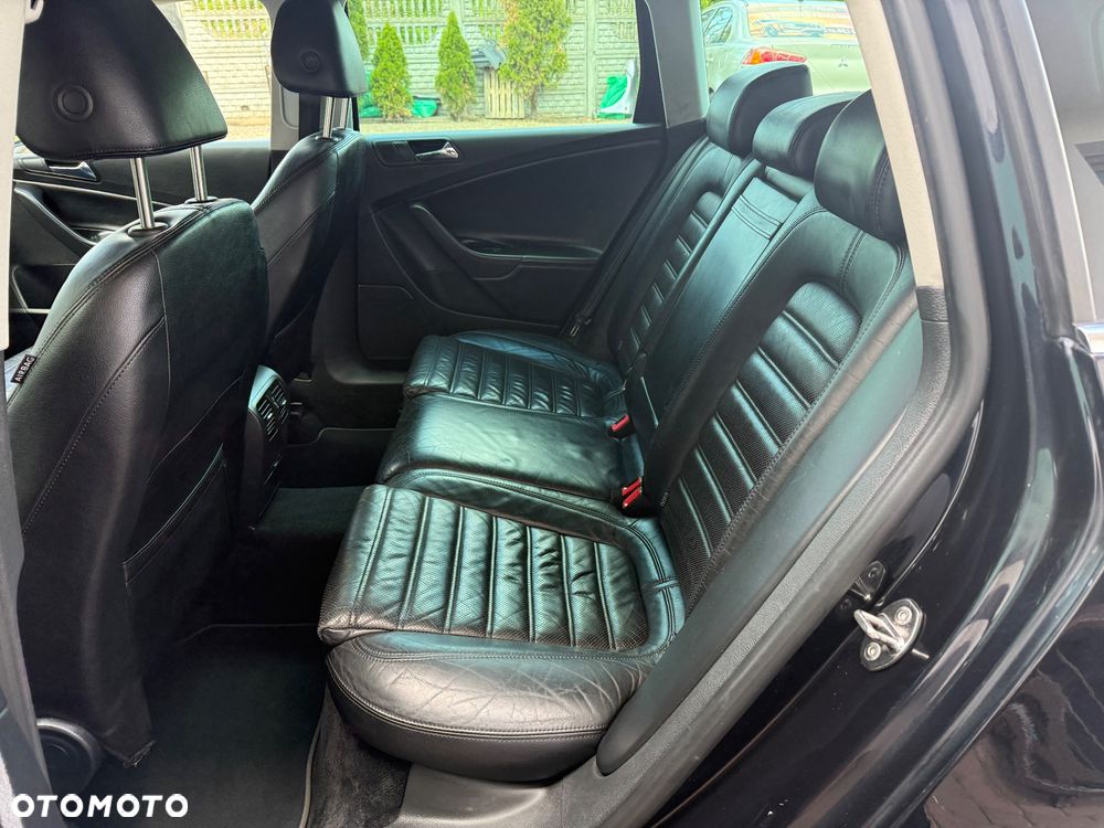 Volkswagen Passat Variant 3.2 V6 FSI 4Motion DSG Comfortline - 26
