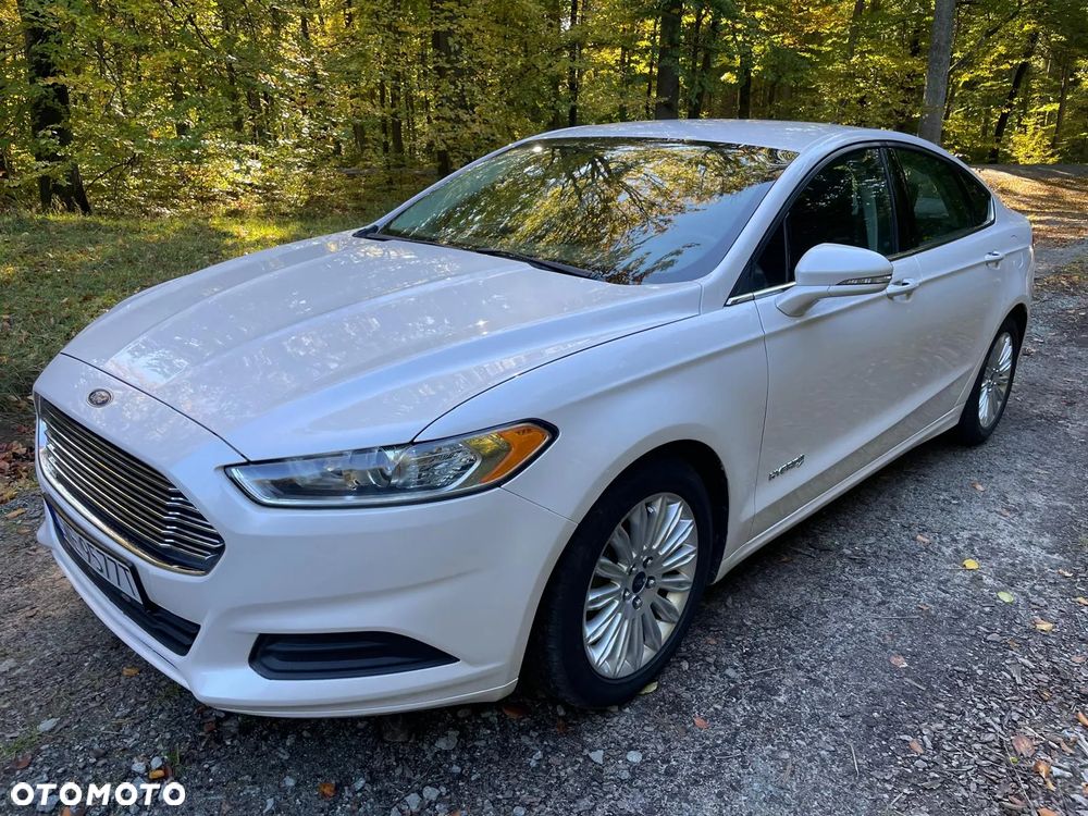 Ford Fusion - 13