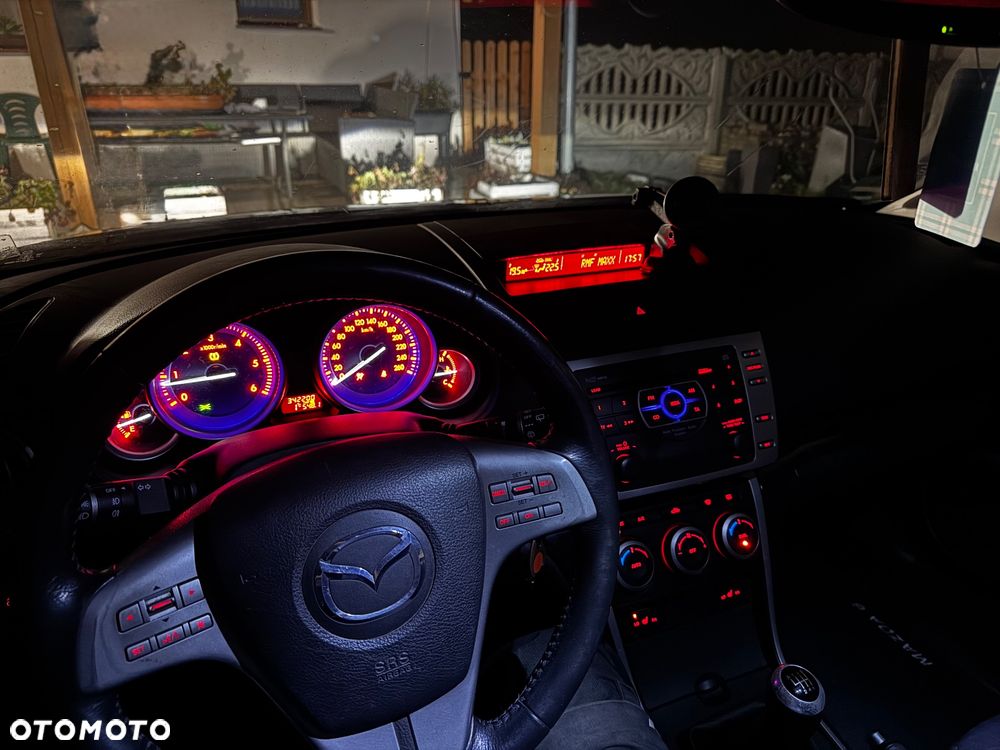 Mazda 6 - 12