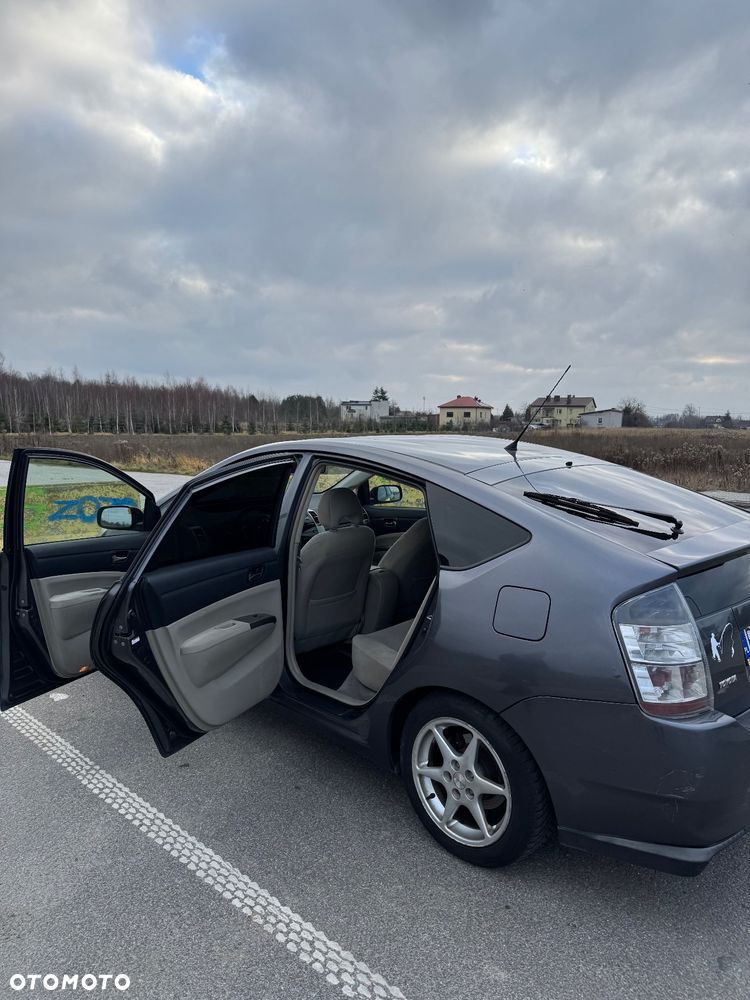 Toyota Prius 1.5 VVT-i Sol (nav) - 7