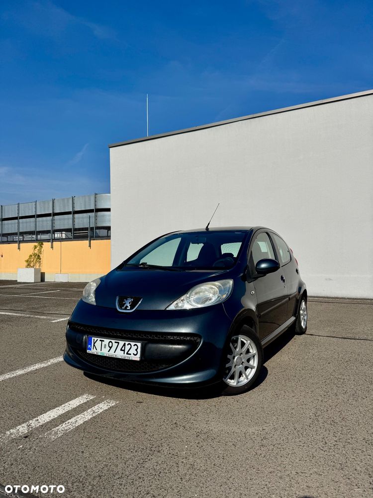 Peugeot 107 2007 photo 2