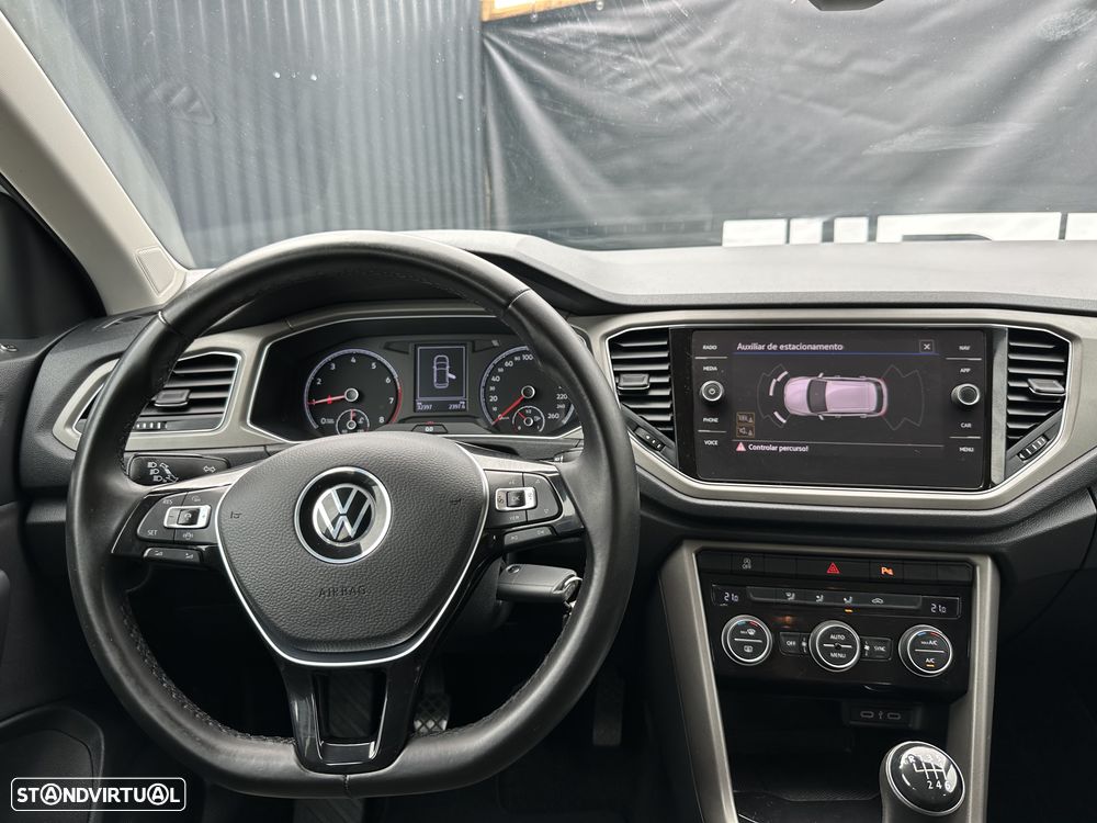 VW T-Roc - 12