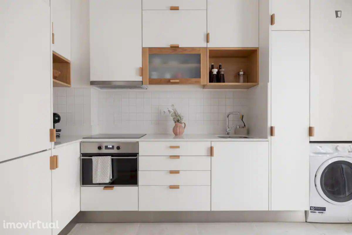 Apartamento com 1 quartos - localizado em São Bento Lisbon - Grande imagem: 2/20