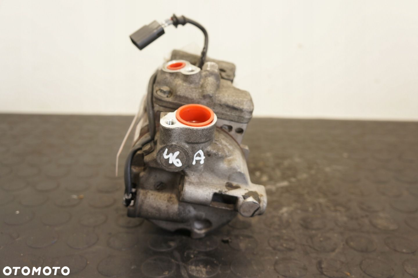 KOMPRESOR KLIMATYZACJI AUDI A4 A6 C6 Q7 2.0 2,7 3,0 TDI 8K0260805F - 3