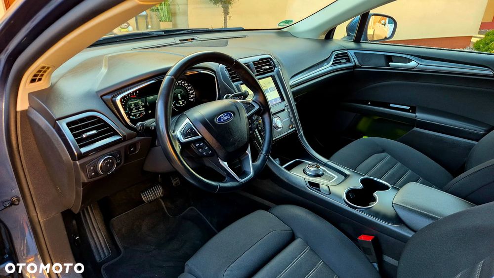Ford Mondeo 2.0 EcoBlue Titanium - 22