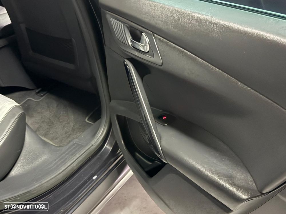 Peugeot 508 RXH 2.0 HDi Hybrid4 Limited Edition 2-Tronic - 23