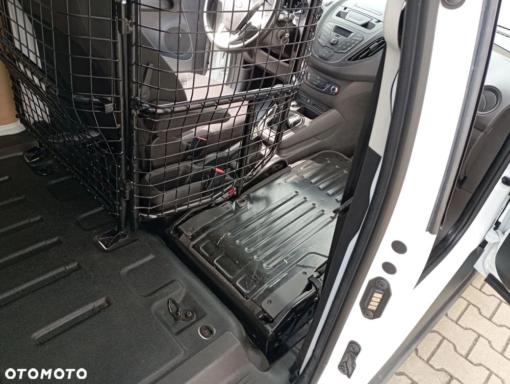Ford Transit Courier Ambiente - 30