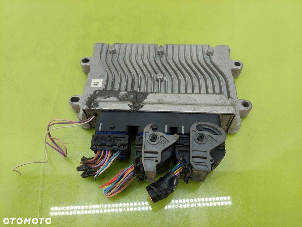Komputer sterownik silnika Citroen C3 I 1,1 8V 02-09 ROK SW9661961280 - 1