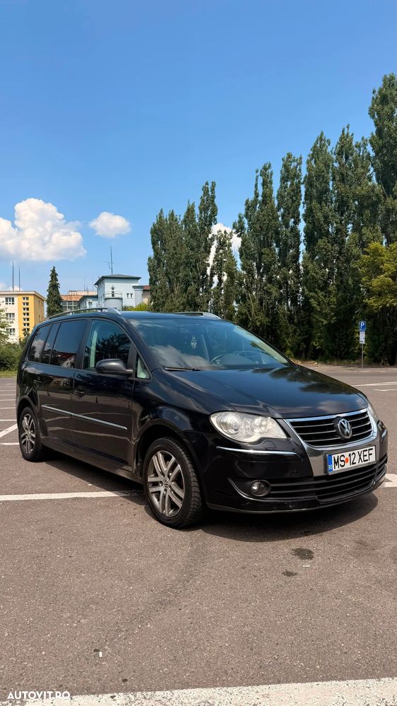 Volkswagen Touran - 2