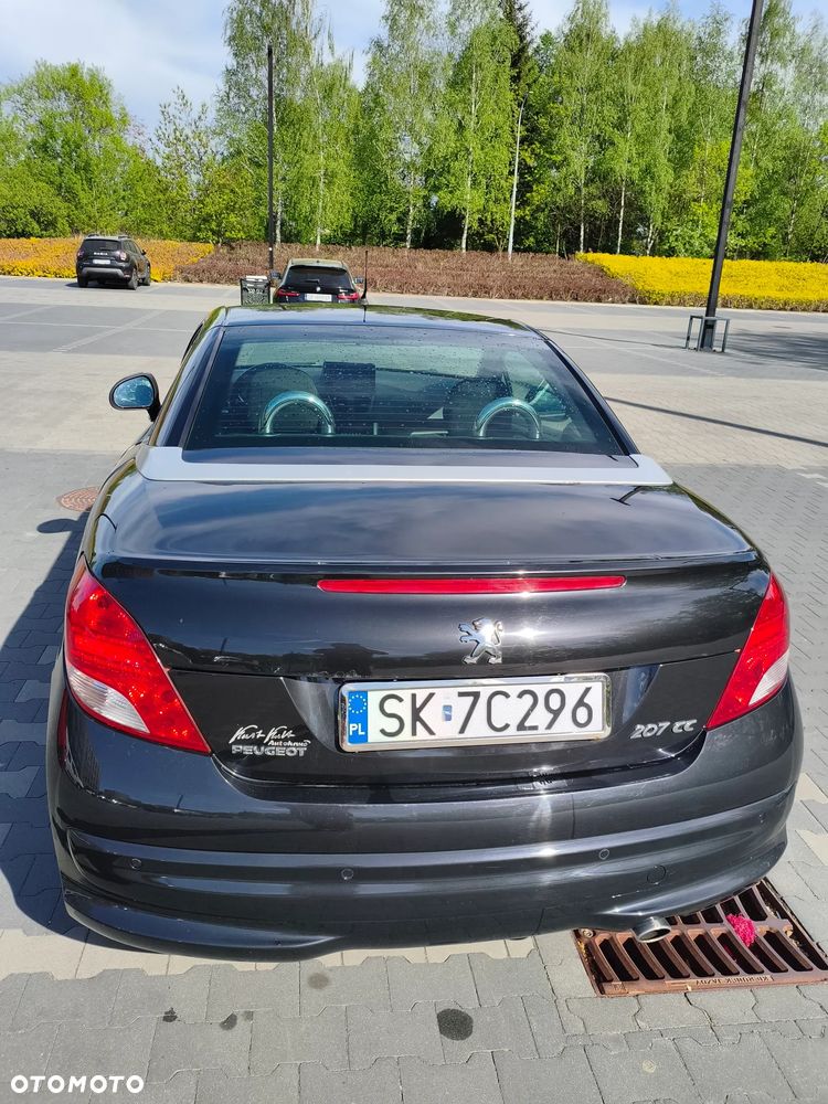 Peugeot 207 CC 1.6 Intense - 10